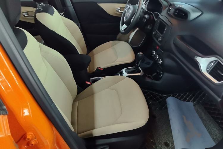 Used Jeep Renegade 2016 1.4T Automatic Jingneng Edition Right Front Seat