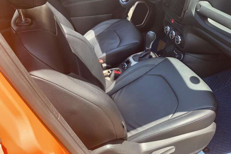 Used Jeep Renegade 2016 1.4T Automatic Jingneng Edition Right Front Seat