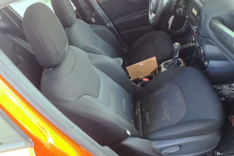 Used Jeep Renegade 2016 1.4T Automatic Jingneng Version+ Right Front Seat