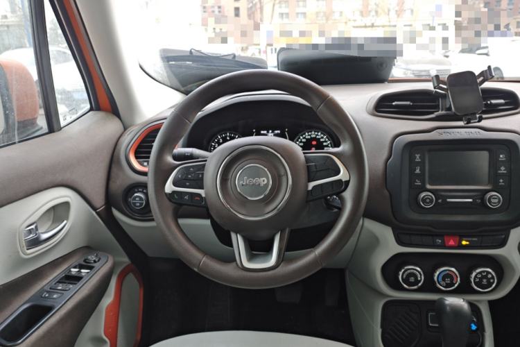 Used Jeep Renegade 2016 1.4T Automatic Jingneng Edition Steering Wheel