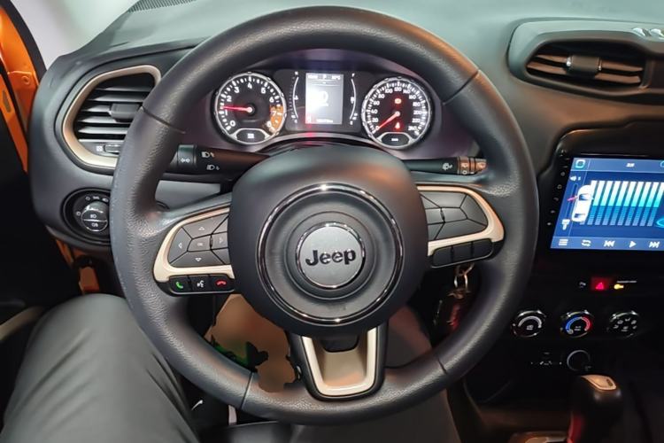 Used Jeep Renegade 2016 1.4T Automatic Jingneng Edition Steering Wheel