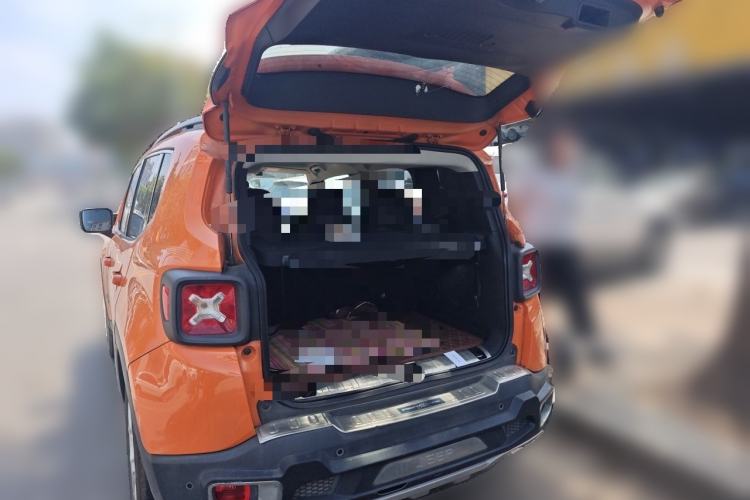 Used Jeep Renegade 2016 1.4T Automatic High-Energy Version Trunk