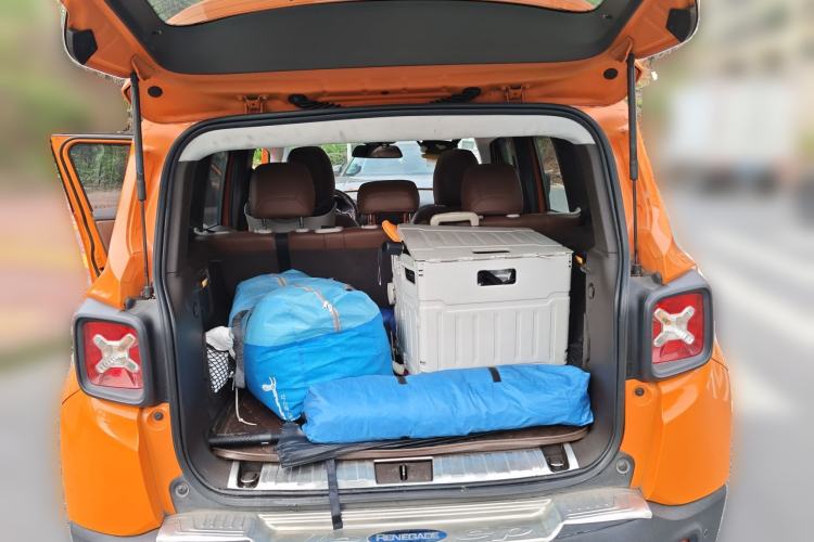 Used Jeep Renegade 2016 1.4T Automatic Jingneng Edition Trunk