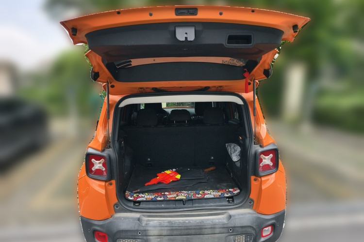 Used Jeep Renegade 2016 1.4T Automatic Jingneng Version+ Trunk