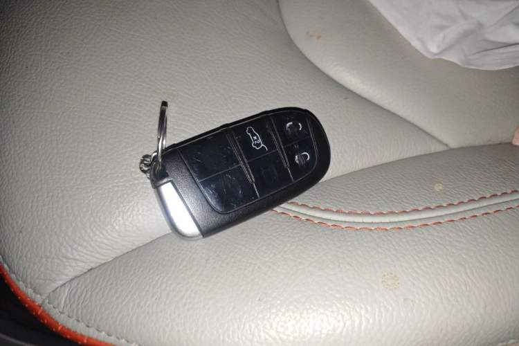Used Jeep Renegade 2016 1.4T Automatic Smart Edition Vehicle Key