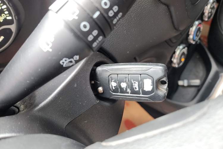 Used Jeep Renegade 2016 1.4T Automatic Jingneng Edition Vehicle Key