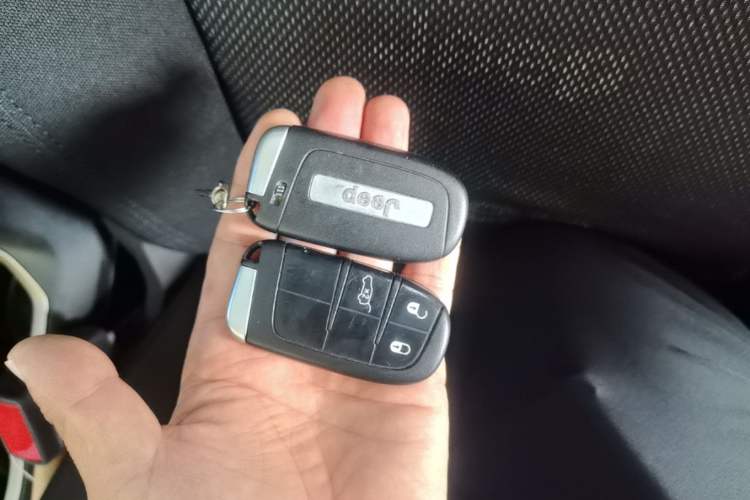 Used Jeep Renegade 2016 1.4T Automatic Jingneng Version+ Vehicle Key