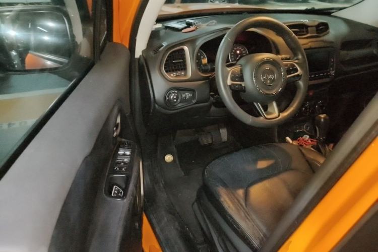 Used Jeep Renegade 2016 1.4T Automatic Jingneng Version+ Driver Seat