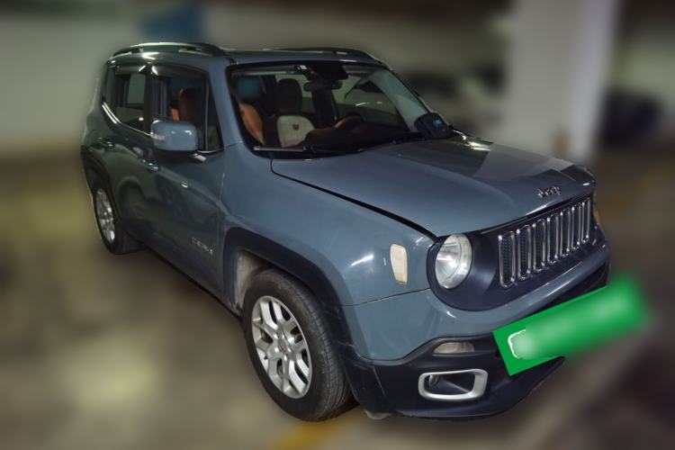 Used Jeep Renegade 2016 1.4T Automatic Jingneng Edition Front Right 45 Deg