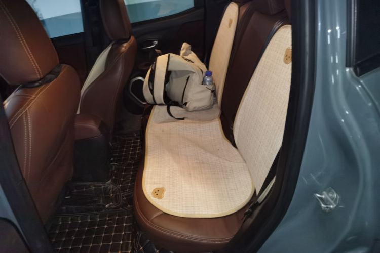 Used Jeep Renegade 2016 1.4T Automatic Jingneng Edition Left Rear Seat