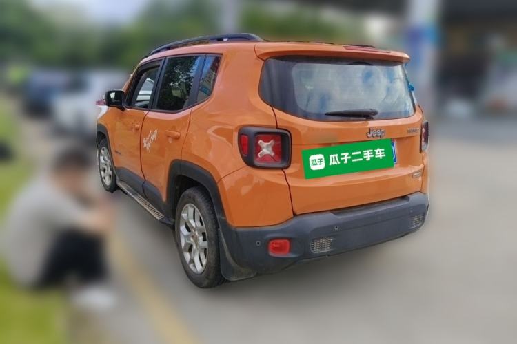 Used Jeep Renegade 2016 1.4T Automatic High-Energy Version Rear Left 45 Deg