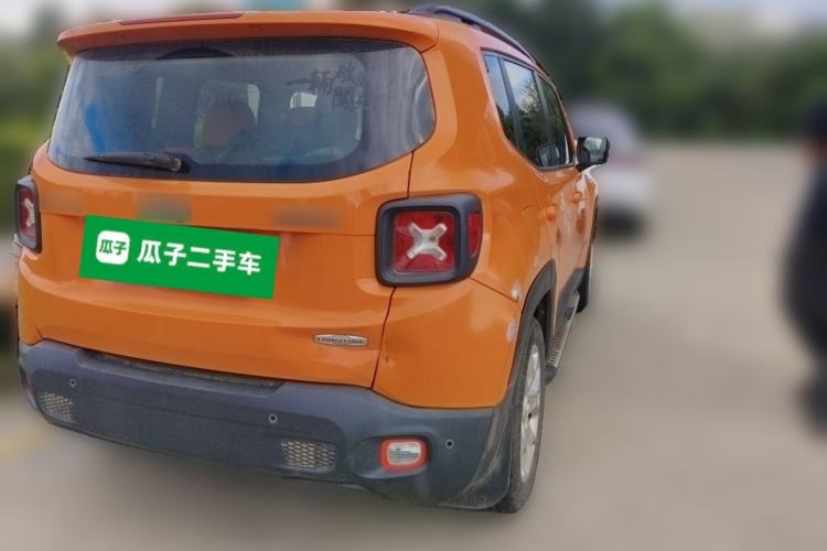 Used Jeep Renegade 2016 1.4T Automatic High-Energy Version Rear Right 45 Deg