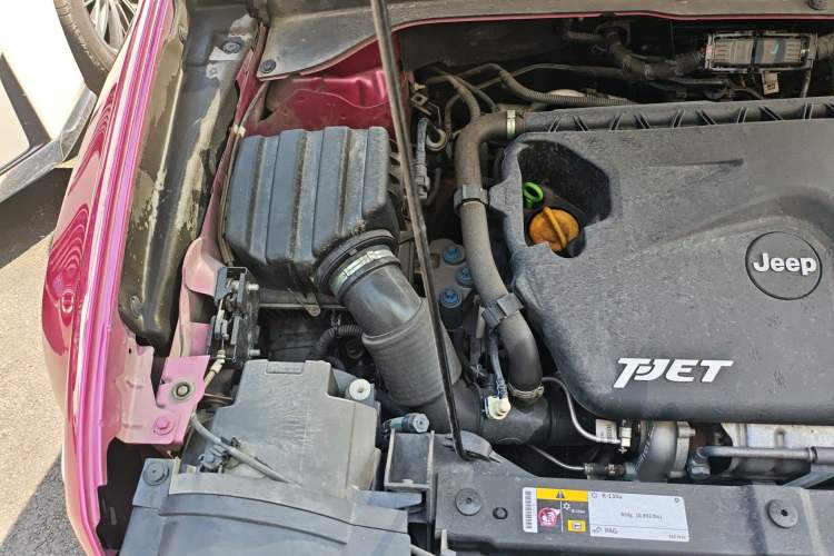 Used Jeep Renegade 2016 1.4T Automatic Jingneng Edition Engine Bay Right