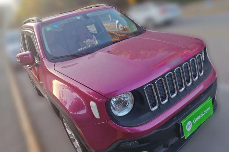 Used Jeep Renegade 2016 1.4T Automatic Jingneng Edition Front Right 45 Deg