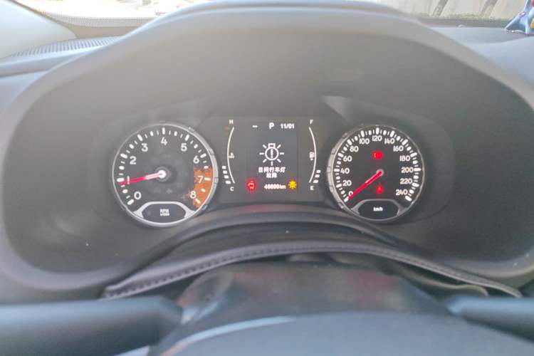 Used Jeep Renegade 2016 1.4T Automatic Jingneng Edition Instrument Cluster