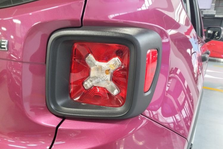 Used Jeep Renegade 2016 1.4T Automatic Kinetic Edition Right Rear Taillight