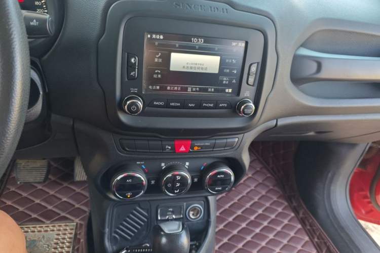 Used Jeep Renegade 2016 1.4T Automatic Jingneng Version+ Audio And AC Panel