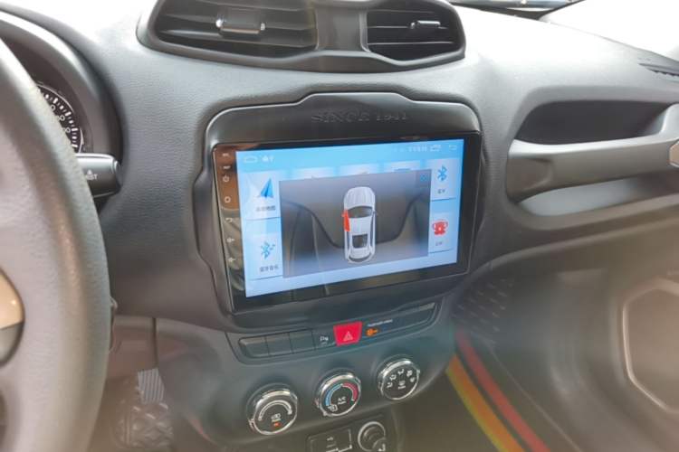 Used Jeep Renegade 2016 1.4T Automatic Jingneng Edition Audio And AC Panel