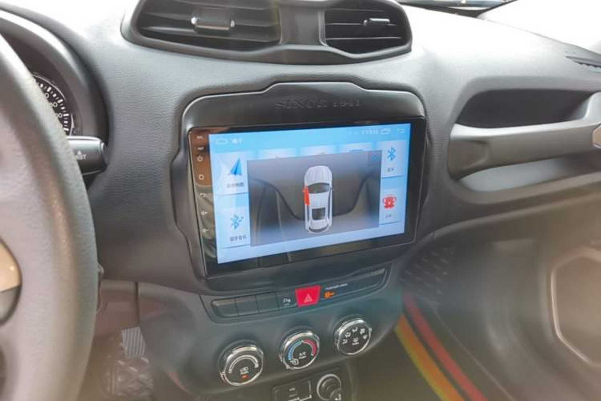 Used Jeep Renegade 2016 1.4T Automatic Jingneng Edition Audio And AC Panel
