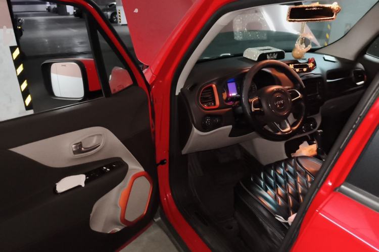 Used Jeep Renegade 2016 1.4T Automatic Jingneng Edition Driver Seat