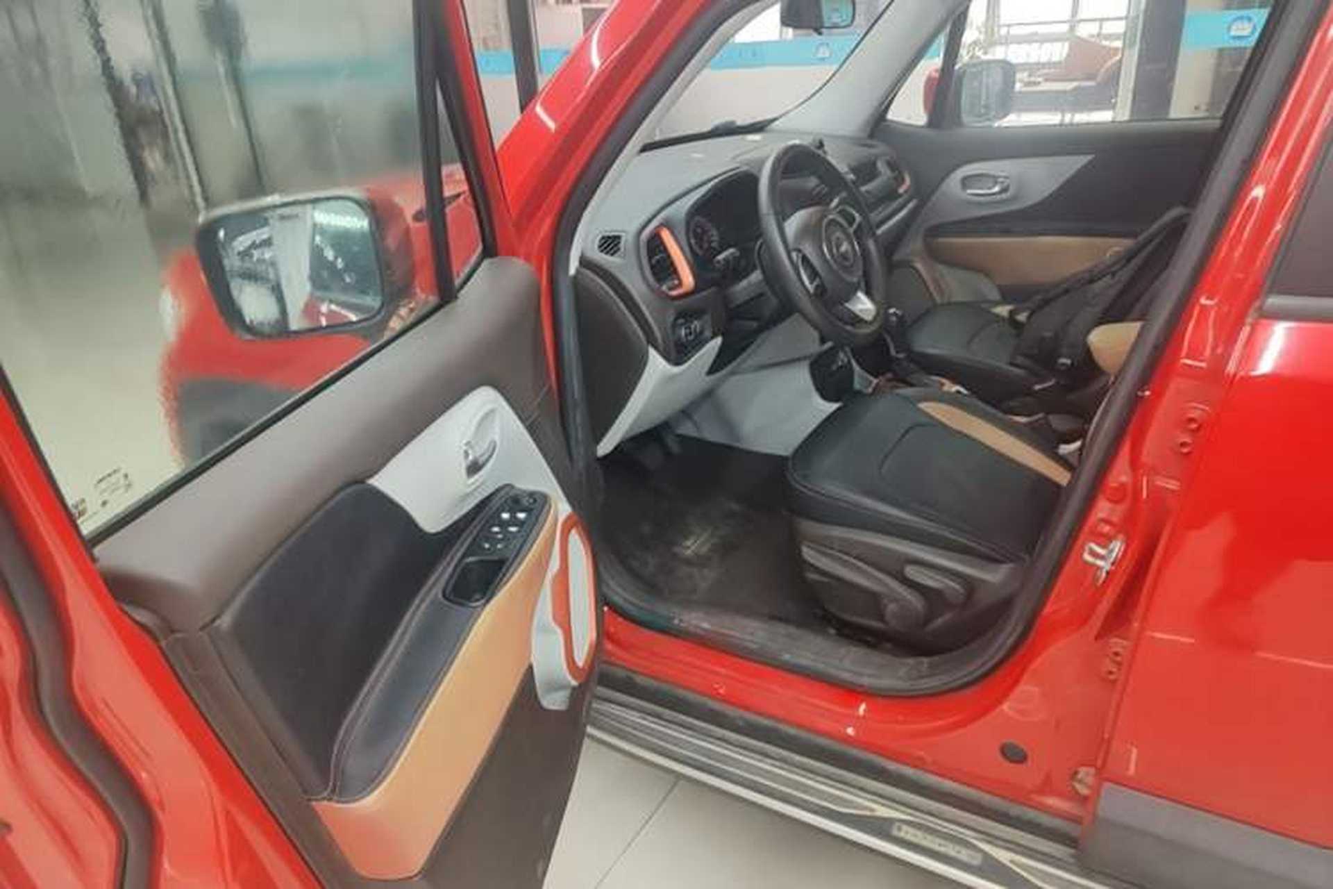Used Jeep Renegade 2016 1.4T Automatic Jingneng Edition Driver Seat