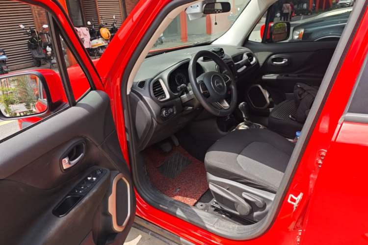 Used Jeep Renegade 2016 1.4T Automatic Jingneng Version+ Driver Seat