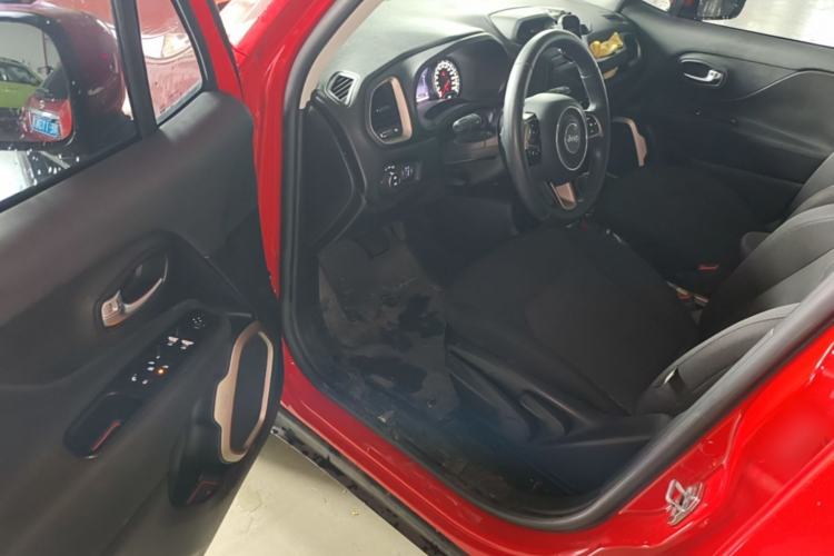 Used Jeep Renegade 2016 1.4T Automatic Jingneng Version+ Driver Seat
