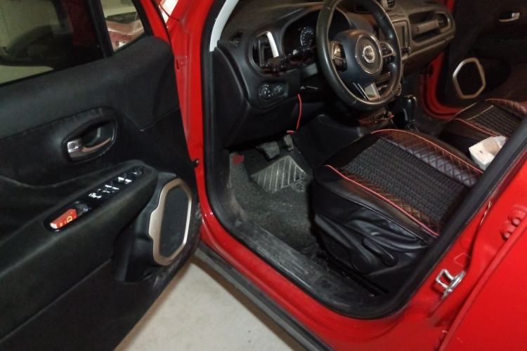 Used Jeep Renegade 2016 1.4T Automatic Jingneng Version+ Driver Seat