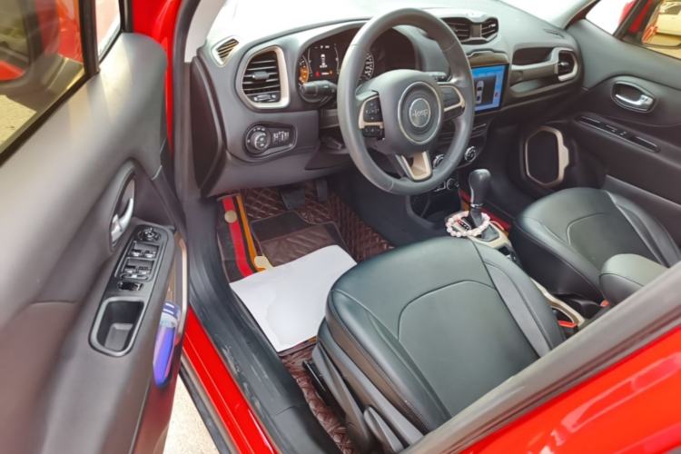 Used Jeep Renegade 2016 1.4T Automatic Jingneng Edition Driver Seat