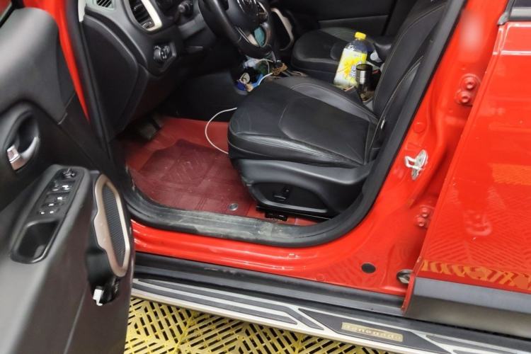 Used Jeep Renegade 2016 1.4T Automatic Smart Edition Driver Seat