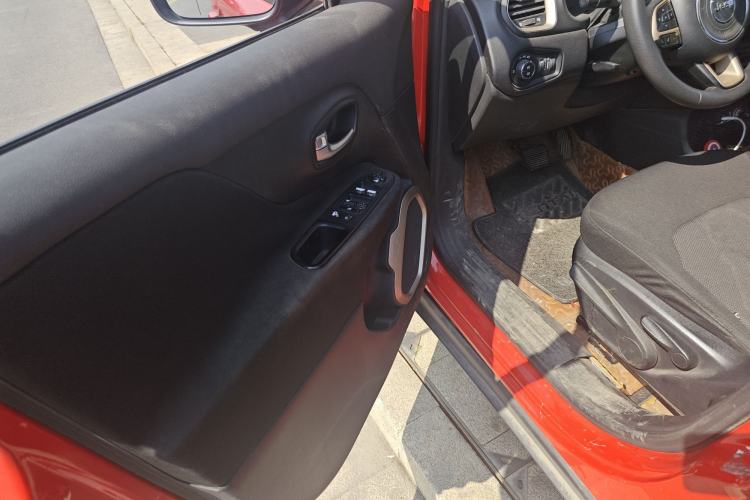 Used Jeep Renegade 2016 1.4T Automatic Jingneng Version+ Driver Seat