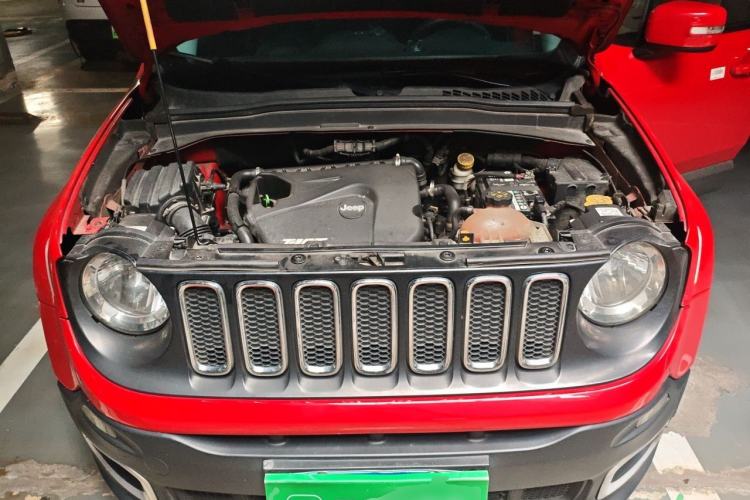 Used Jeep Renegade 2016 1.4T Automatic Jingneng Version+ Engine Bay