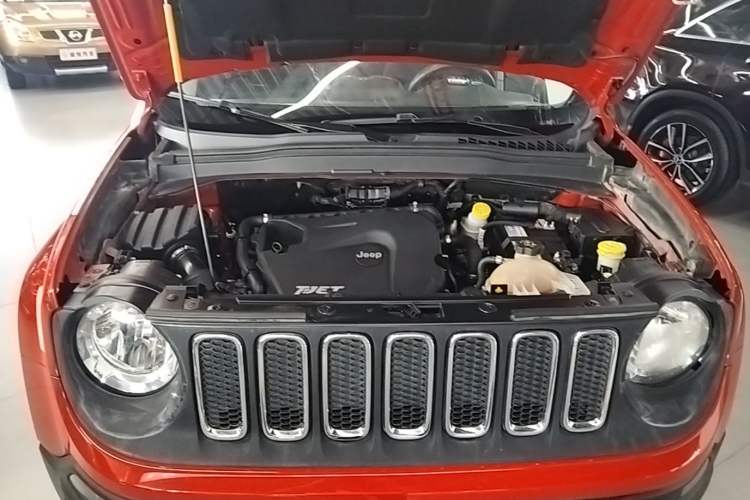 Used Jeep Renegade 2016 1.4T Automatic Jingneng Version+ Engine Bay