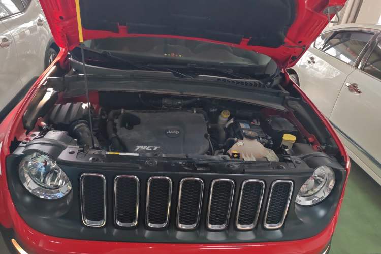 Used Jeep Renegade 2016 1.4T Automatic High-Energy Version Engine Bay
