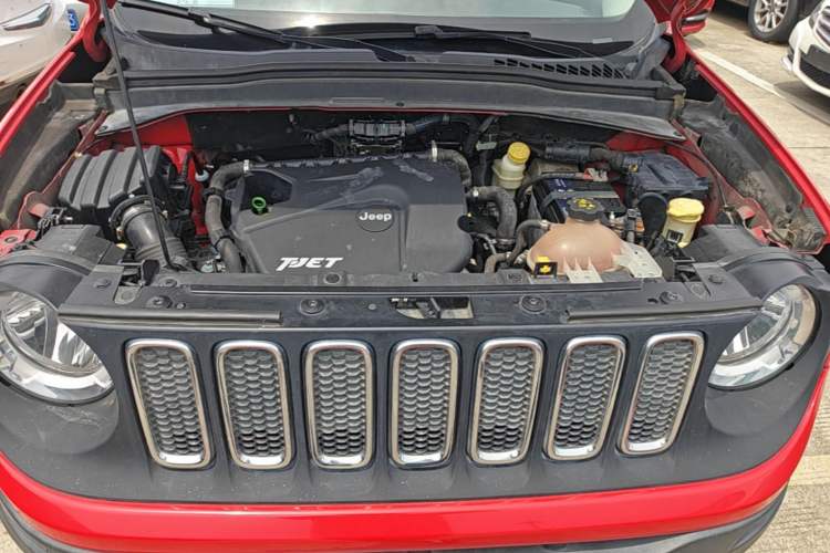 Used Jeep Renegade 2016 1.4T Automatic Jingneng Version+ Engine Bay