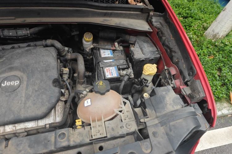 Used Jeep Renegade 2016 1.4T Automatic Jingneng Edition Engine Bay Left
