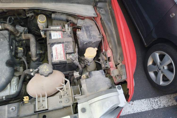 Used Jeep Renegade 2016 1.4T Automatic Smart Edition Engine Bay Left