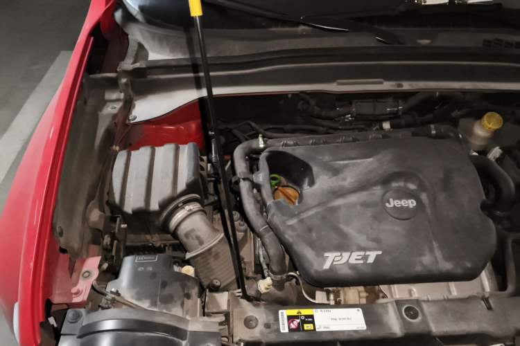 Used Jeep Renegade 2016 1.4T Automatic Jingneng Edition Engine Bay Right