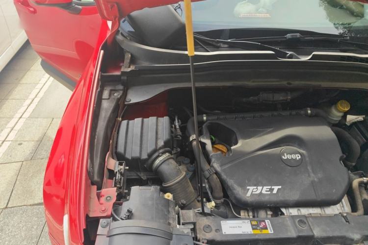 Used Jeep Renegade 2016 1.4T Automatic Jingneng Edition Engine Bay Right