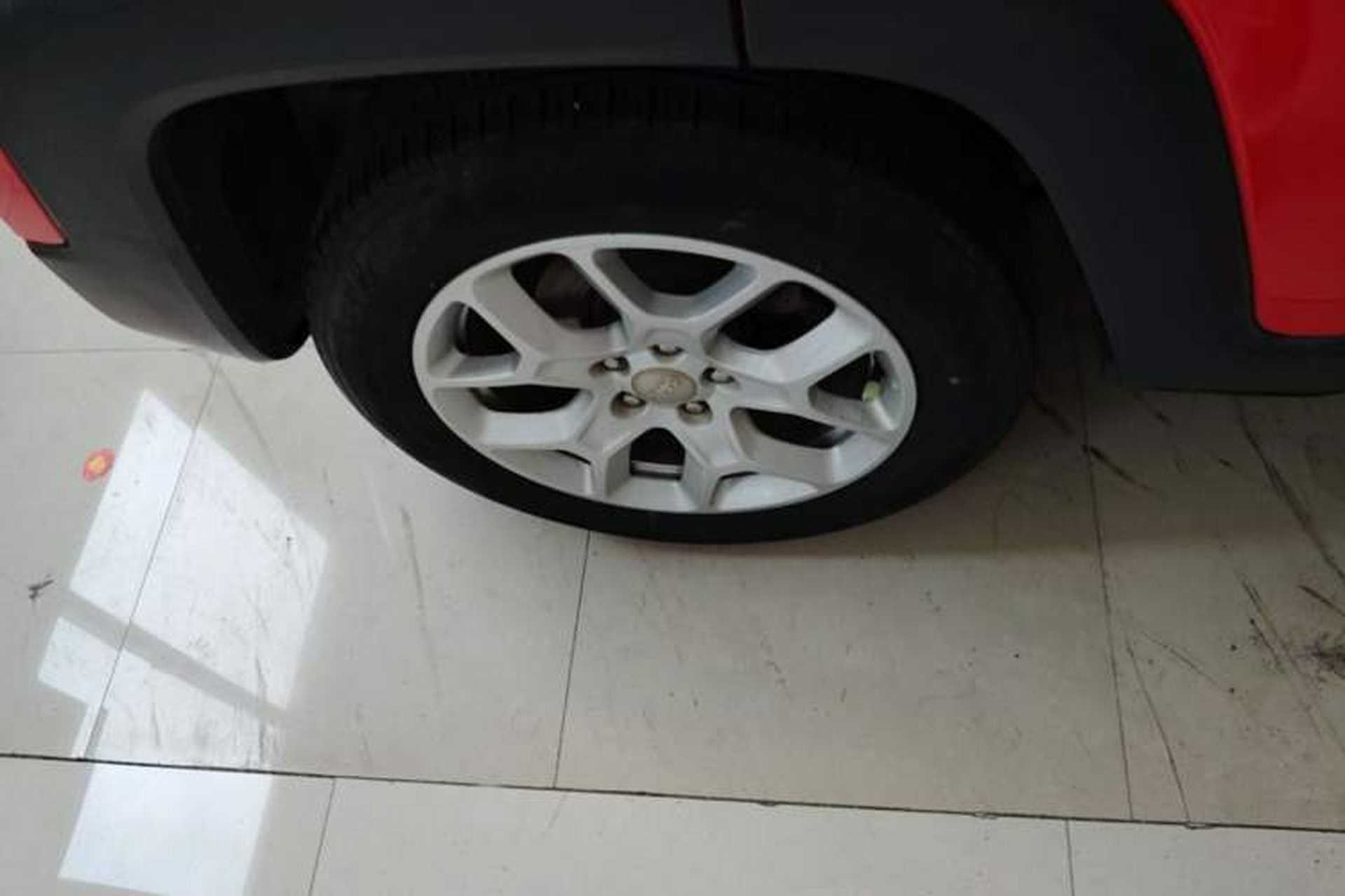 Used Jeep Renegade 2016 1.4T Automatic Jingneng Edition Exterior 5