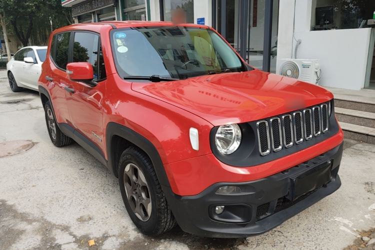 Used Jeep Renegade 2016 1.4T Automatic Kinetic Edition Front Right 45 Deg