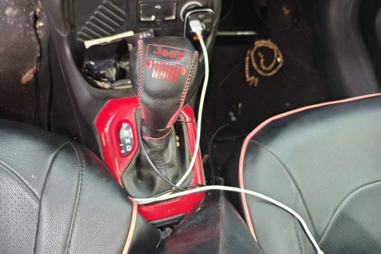 Used Jeep Renegade 2016 1.4T Automatic Jingneng Version+ Gear Lever