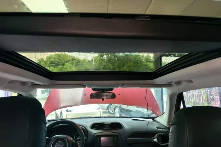 Used Jeep Renegade 2016 1.4T Automatic Jingneng Edition Headliner