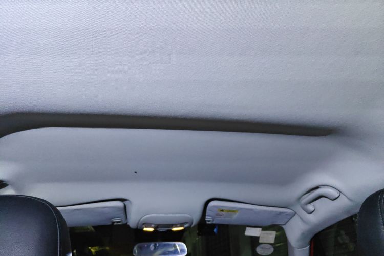 Used Jeep Renegade 2016 1.4T Automatic High-Energy Version Headliner