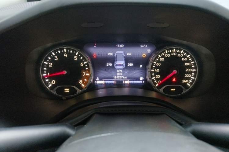 Used Jeep Renegade 2016 1.4T Automatic Jingneng Version+ Instrument Cluster