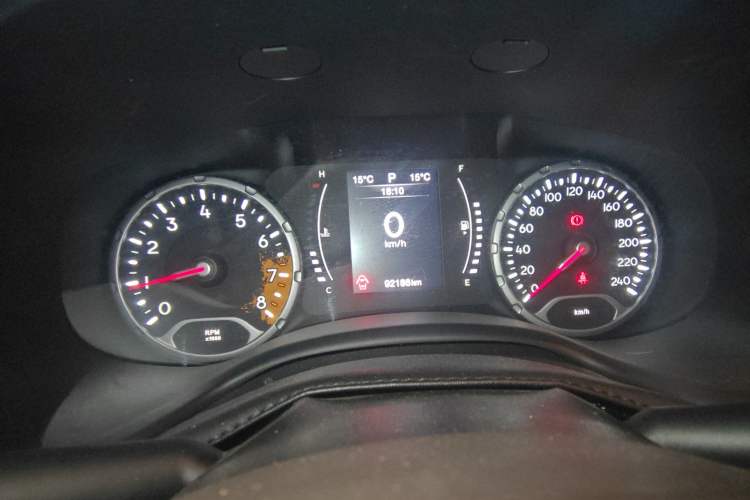 Used Jeep Renegade 2016 1.4T Automatic Jingneng Edition Instrument Cluster