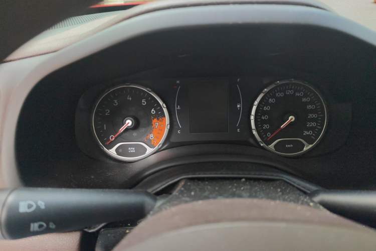 Used Jeep Renegade 2016 1.4T Automatic Jingneng Edition Instrument Cluster