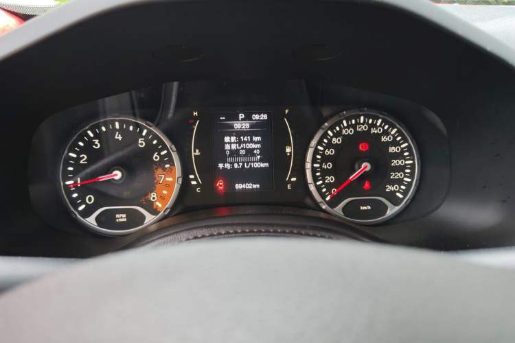 Used Jeep Renegade 2016 1.4T Automatic Jingneng Edition Instrument Cluster