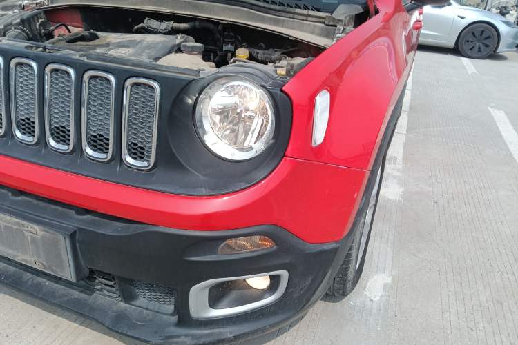 Used Jeep Renegade 2016 1.4T Automatic Jingneng Edition Left Front Headlight