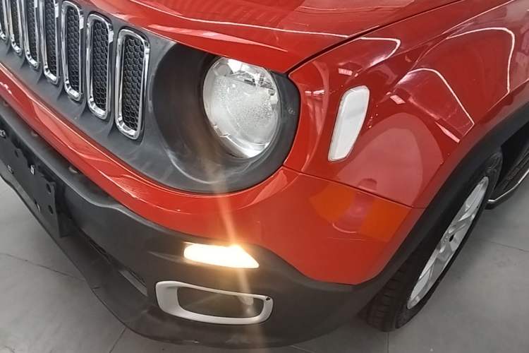 Used Jeep Renegade 2016 1.4T Automatic Jingneng Version+ Left Front Headlight